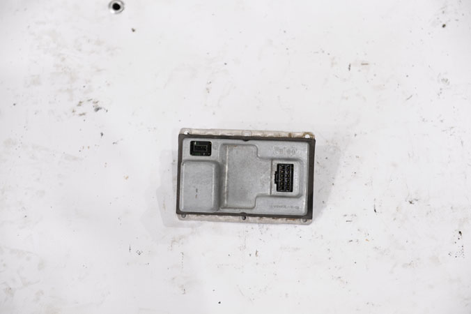 TWİNGO ÇIKMA YEDEK PARÇA MEGAN2 XENON FAR BEYNİ